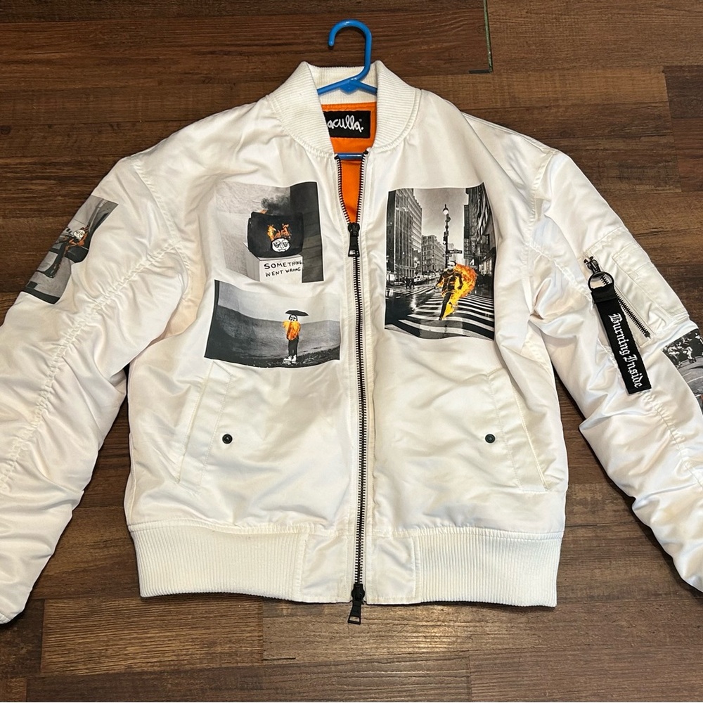 Haculla White Graphic Bomber Jacket - Men’s S/P